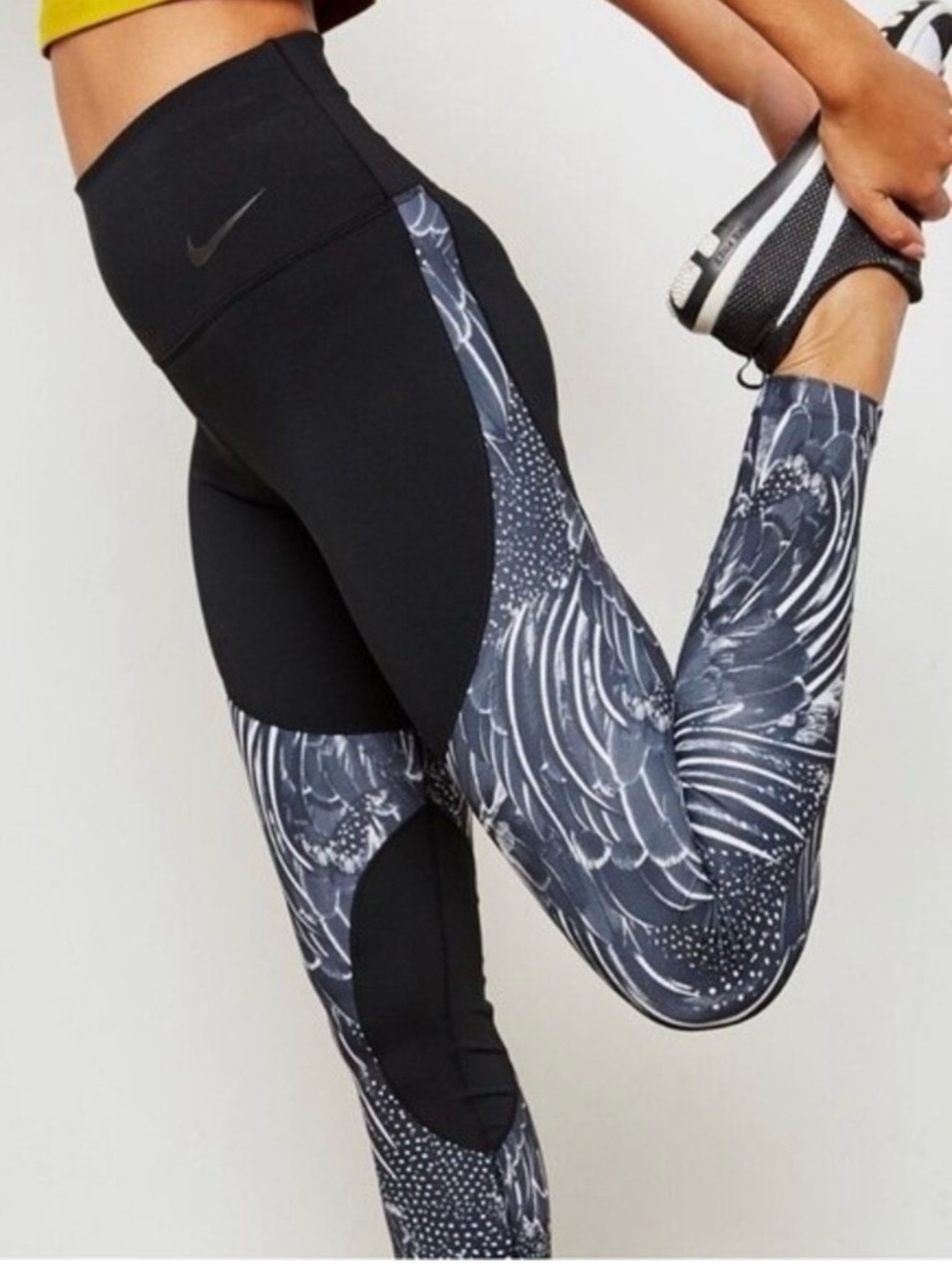 Nike Power Gym Flutter Print Tights Dri-Fit Navy Blue Medium